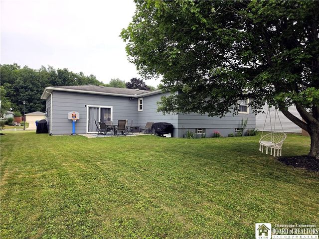 4374 Robin Lane, Hamburg, NY 14075
