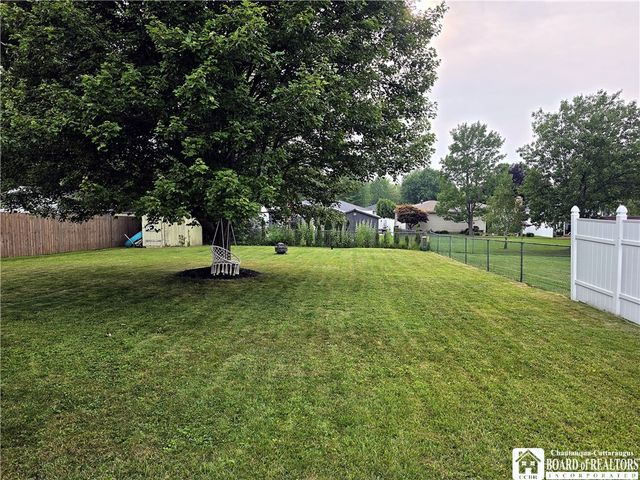 4374 Robin Lane, Hamburg, NY 14075