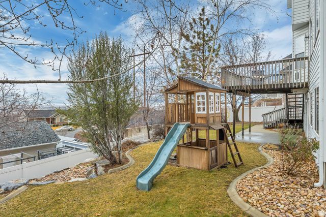 1083 N 700 E, Springville, UT 84663