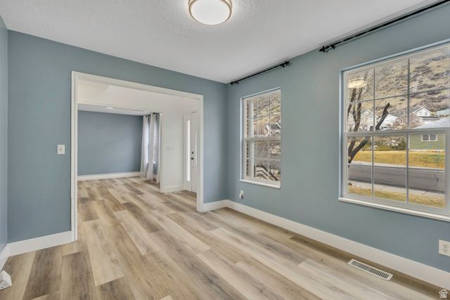 1083 N 700 E, Springville, UT 84663