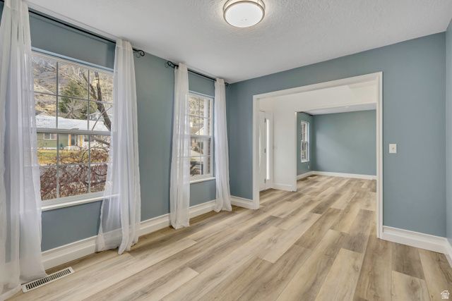 1083 N 700 E, Springville, UT 84663