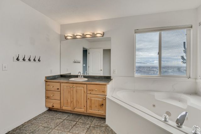 1083 N 700 E, Springville, UT 84663