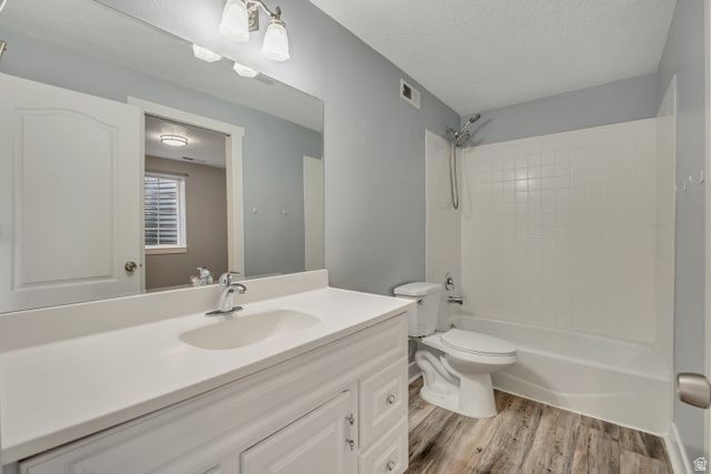 1083 N 700 E, Springville, UT 84663