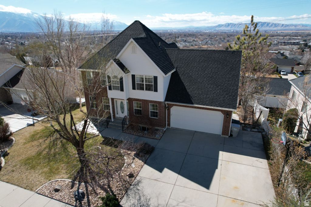 1083 N 700 E, Springville, UT 84663