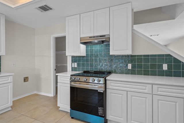 10341 Garbacz DR, Austin, TX 78748