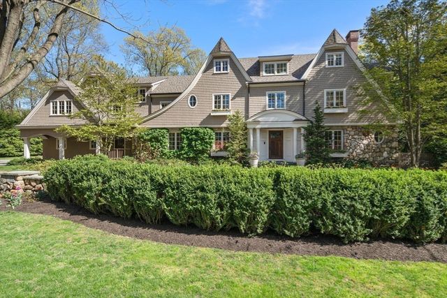 14 Greylock Road, Wellesley, MA 02481