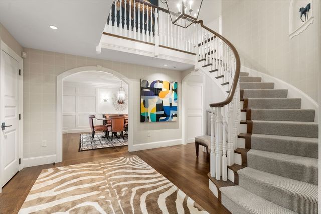 14 Greylock Road, Wellesley, MA 02481