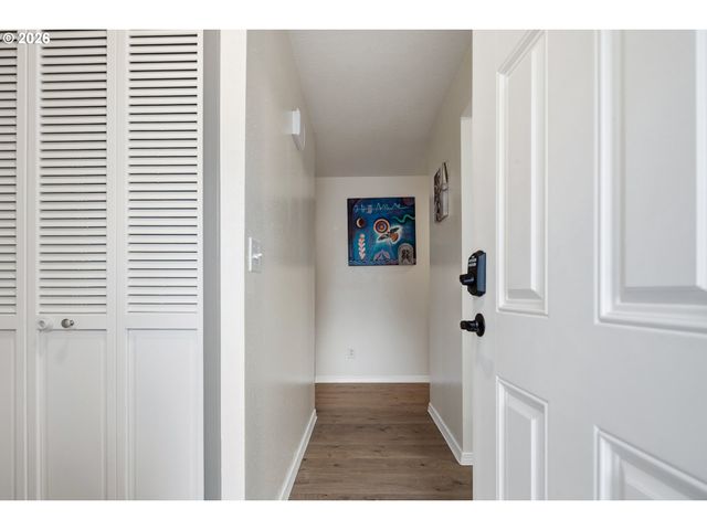 9400 Sw DOWNING Dr, Beaverton, OR 97008