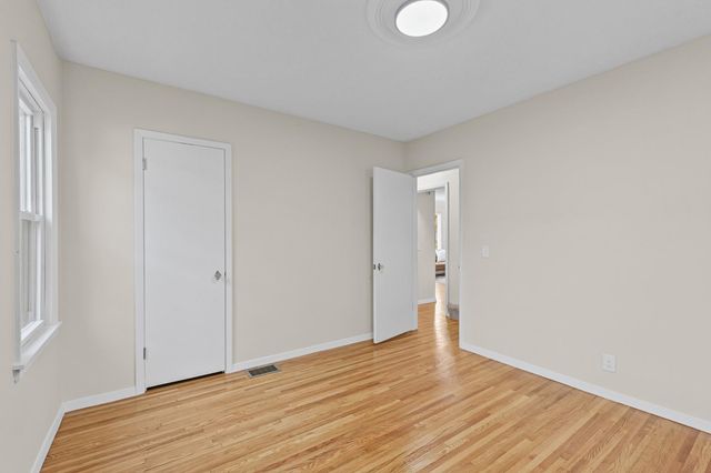 4257 Ewing Avenue N, Robbinsdale, MN 55422