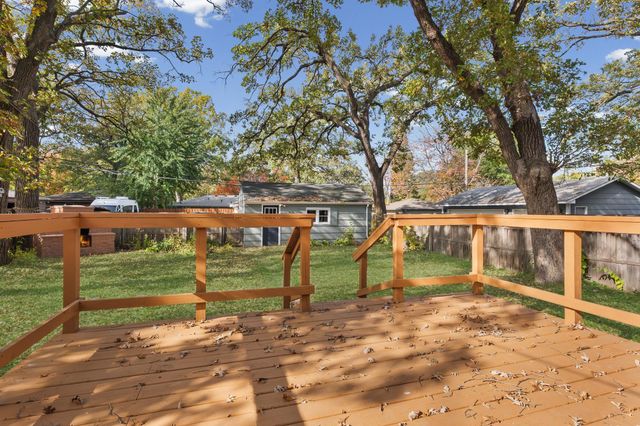 4257 Ewing Avenue N, Robbinsdale, MN 55422