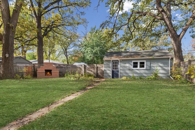 4257 Ewing Avenue N, Robbinsdale, MN 55422
