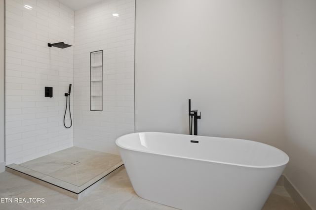 125 Ogana Way, Loudon, TN 37774