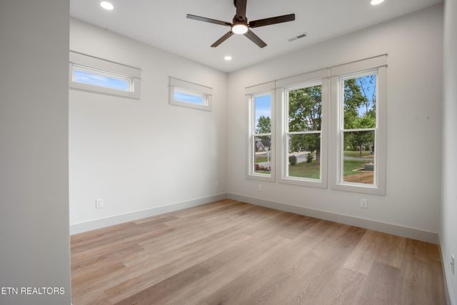 125 Ogana Way, Loudon, TN 37774