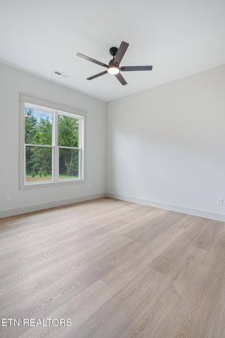 125 Ogana Way, Loudon, TN 37774