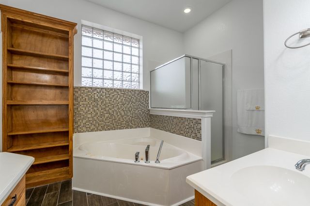 341 Pecan Court, Nevada, TX 75173