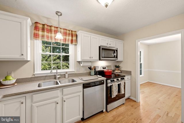 812 APPLESEED CT, Winchester, VA 22601