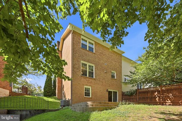 812 APPLESEED CT, Winchester, VA 22601