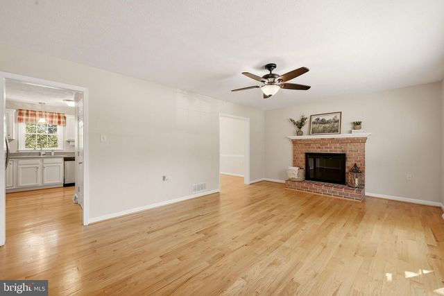 812 APPLESEED CT, Winchester, VA 22601