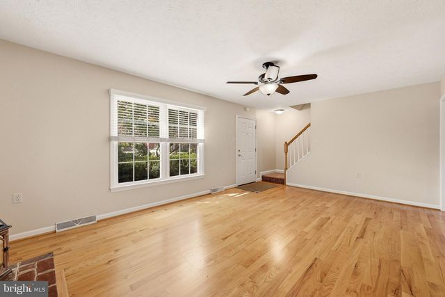 812 APPLESEED CT, Winchester, VA 22601