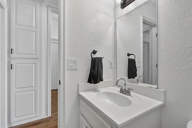 15616 Sandstone Terrace, Oklahoma City, OK 73170