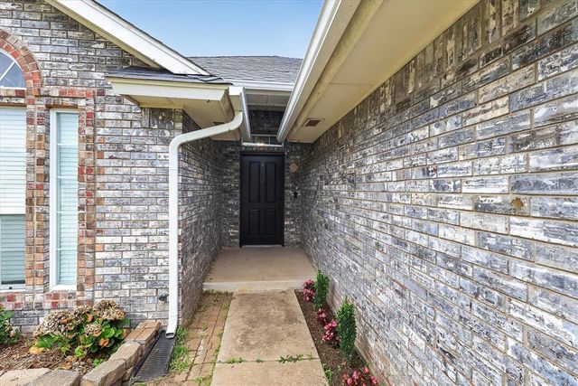 15616 Sandstone Terrace, Oklahoma City, OK 73170
