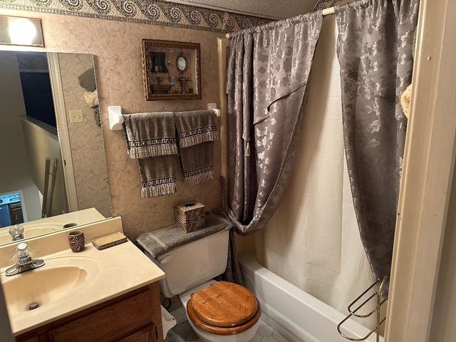 4124 MEADOW FIELD LN, Bartlett, TN 38135