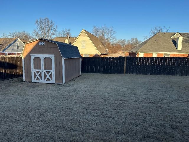 4124 MEADOW FIELD LN, Bartlett, TN 38135