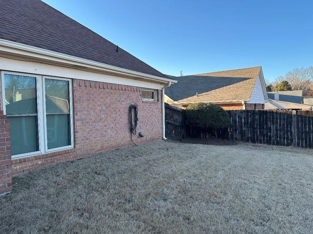 4124 MEADOW FIELD LN, Bartlett, TN 38135