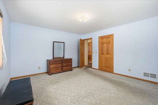 2144 136th Street, New Richmond, WI 54017