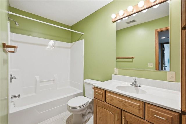 2144 136th Street, New Richmond, WI 54017