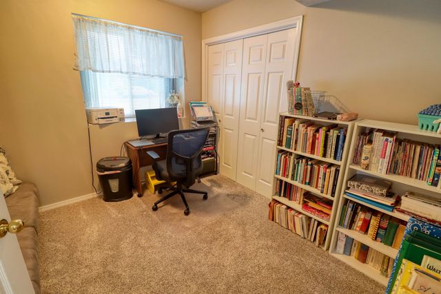 15323 N Gleneden St, Spokane, WA 99208