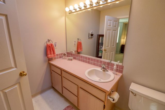 15323 N Gleneden St, Spokane, WA 99208