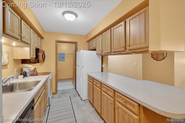 1509 Shoemaker Drive, Westland, MI 48185