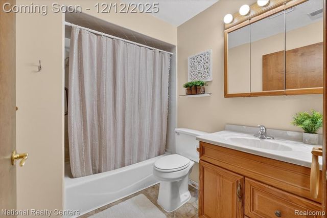 1509 Shoemaker Drive, Westland, MI 48185