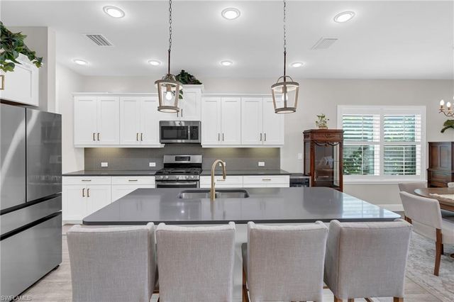 11509 Grey Egret CIR, Fort Myers, FL 33966