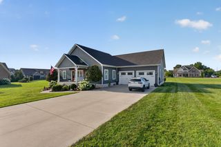 102 Cannonball Ct, Winchester, TN 37398