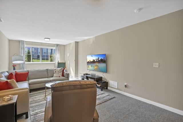 759 Avebury Drive, Pickerington, OH 43147