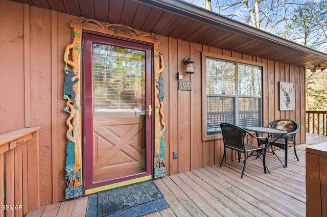 1944 Anderson Way, Sevierville, TN 37876