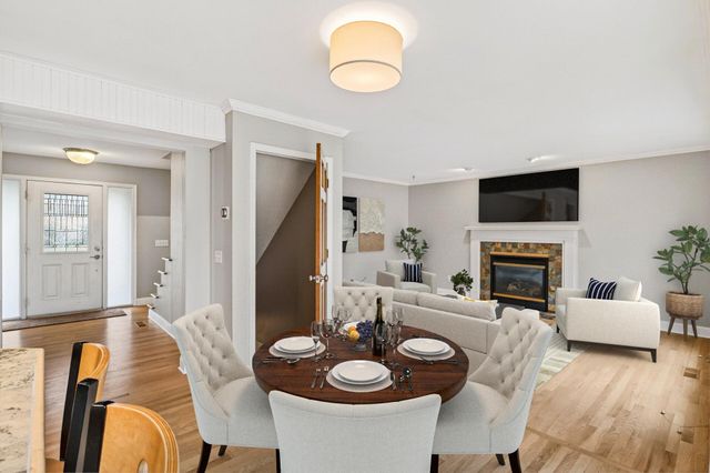 15970 22nd Place N, Plymouth, MN 55447