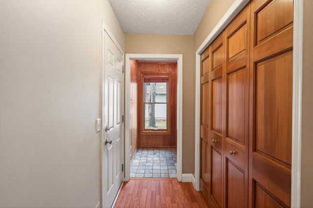 15970 22nd Place N, Plymouth, MN 55447