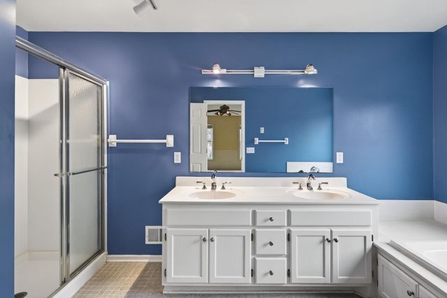 15970 22nd Place N, Plymouth, MN 55447