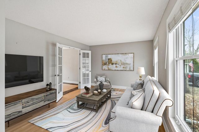 15970 22nd Place N, Plymouth, MN 55447