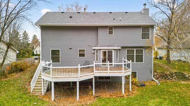 15970 22nd Place N, Plymouth, MN 55447