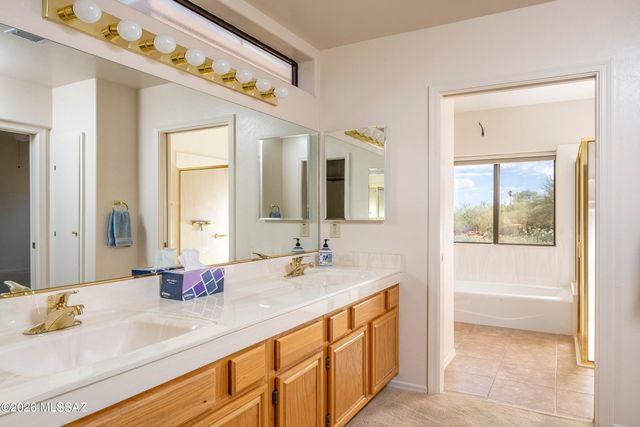4310 N Camino Arco, Tucson, AZ 85718