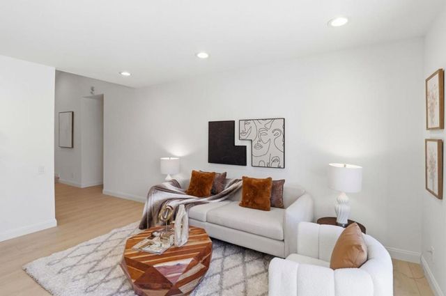 516 Cringle Drive, Redwood City, CA 94065