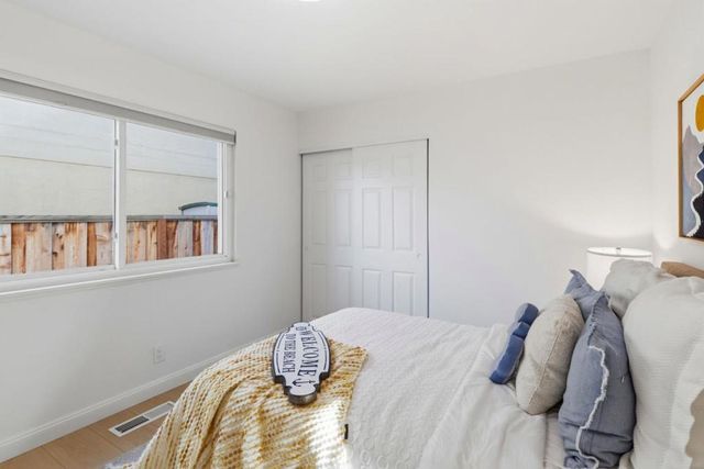 516 Cringle Drive, Redwood City, CA 94065