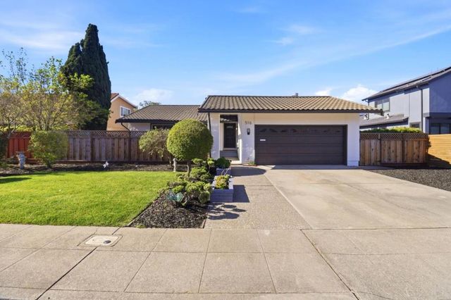 516 Cringle Drive, Redwood City, CA 94065
