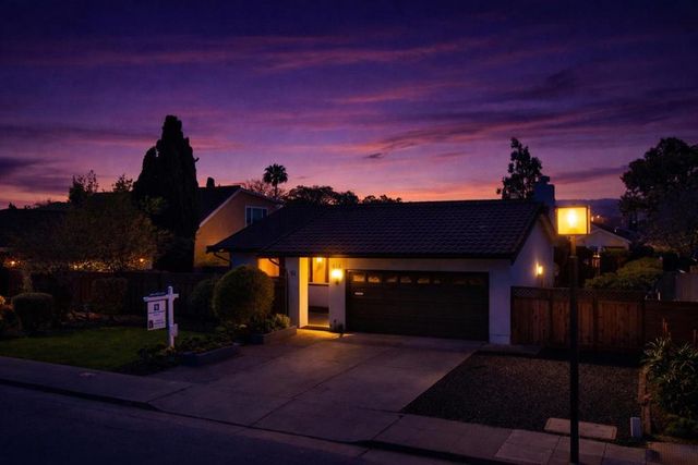 516 Cringle Drive, Redwood City, CA 94065