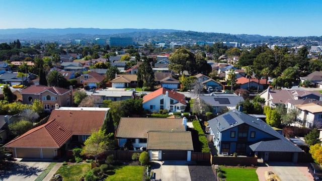 516 Cringle Drive, Redwood City, CA 94065