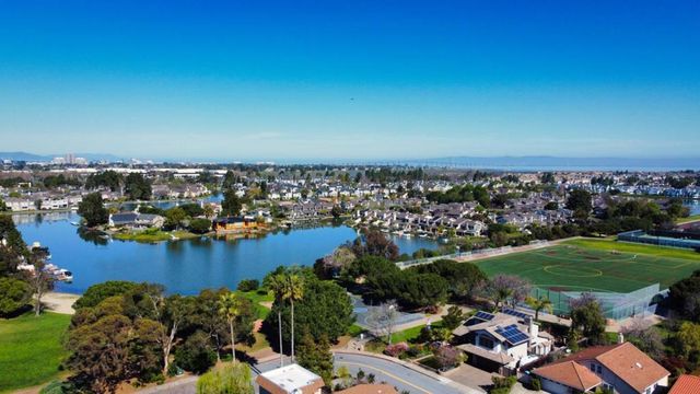 516 Cringle Drive, Redwood City, CA 94065